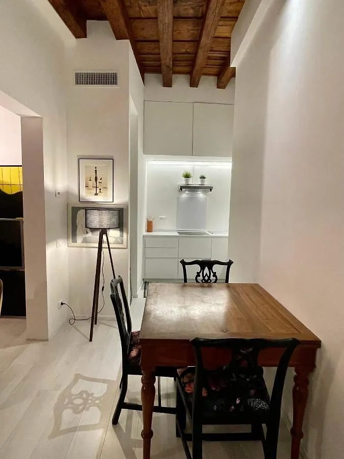Studio Di Lilli Venice Apartment